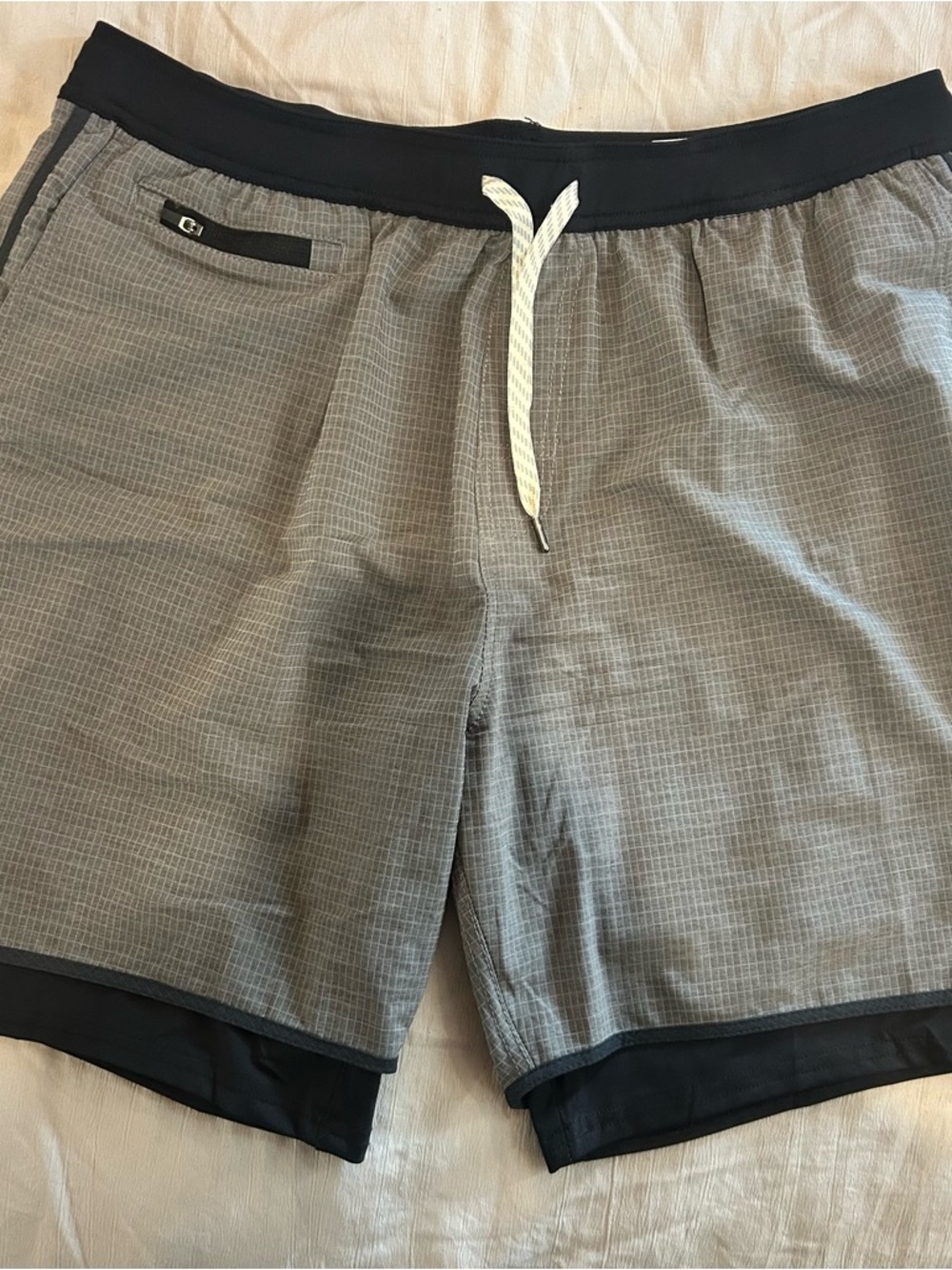 Vuori Two-Tone Gray Athletic Shorts with Black Waistband